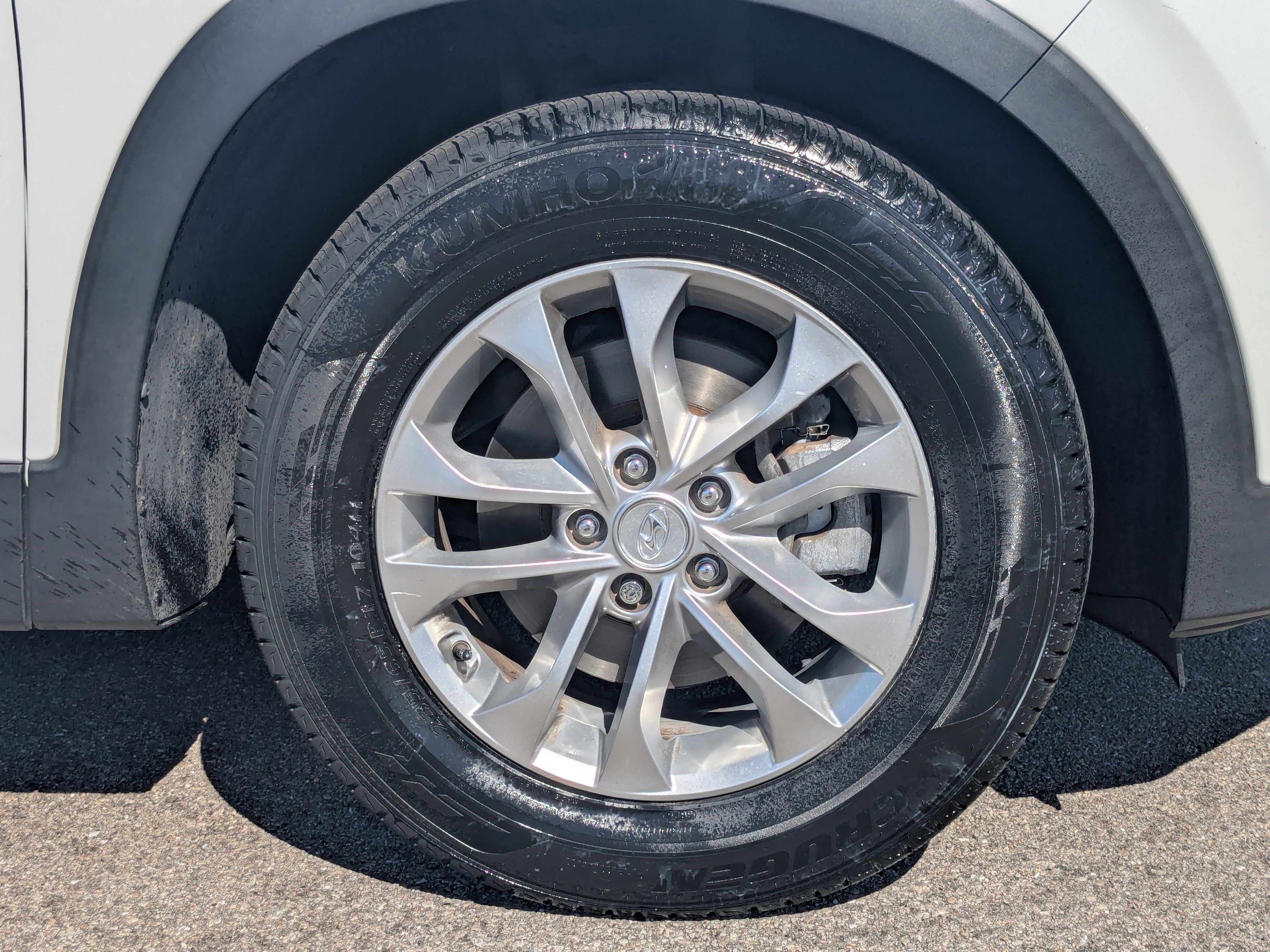 Used 2019 Hyundai Santa Fe SEL FWD image 12
