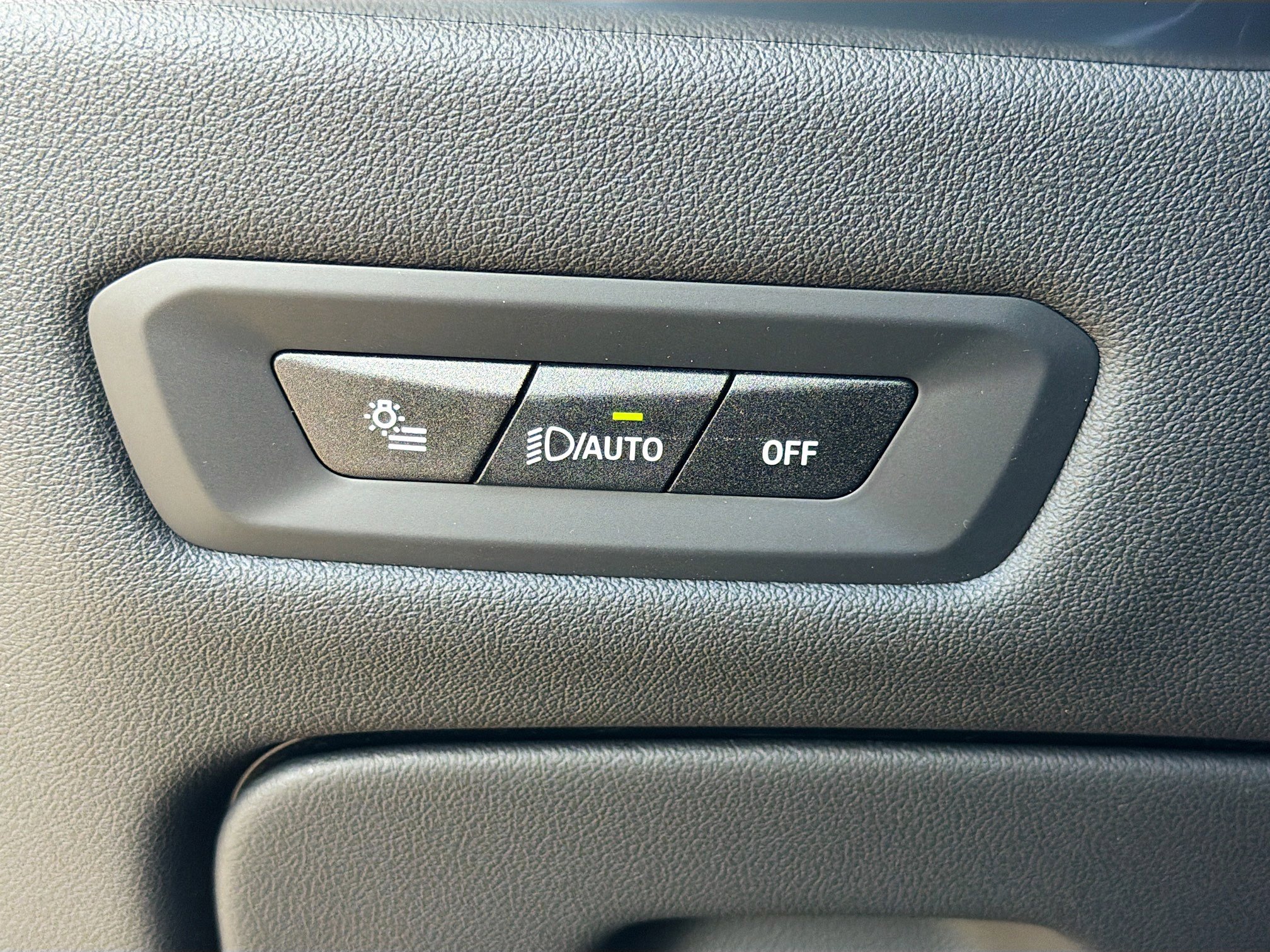 New 2026 BMW X5 xDrive50e w/ Executive Package image 36