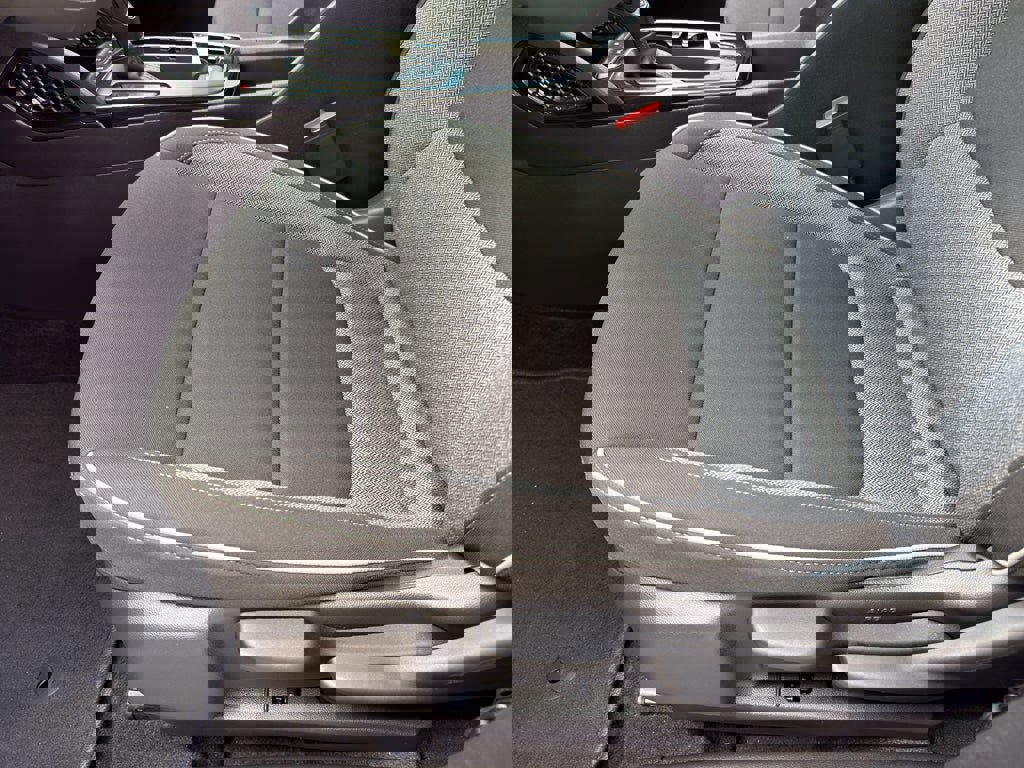 Used 2025 Chevrolet TrailBlazer LT image 11