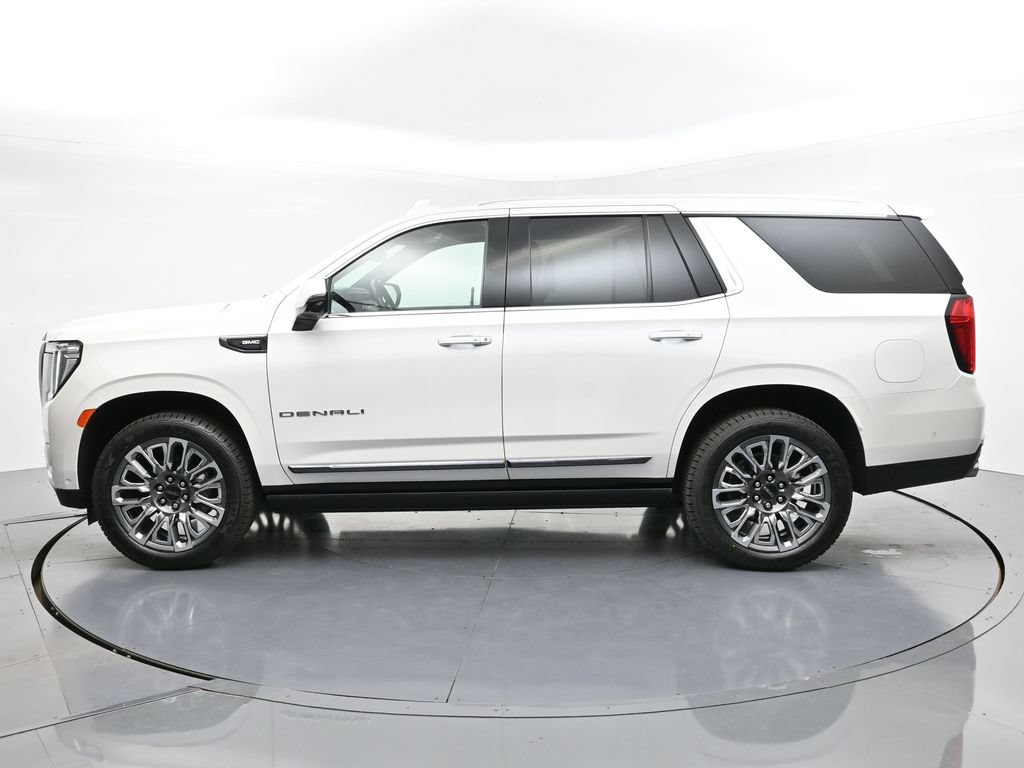 Used 2024 GMC Yukon Denali Ultimate AWD/4WD image 5