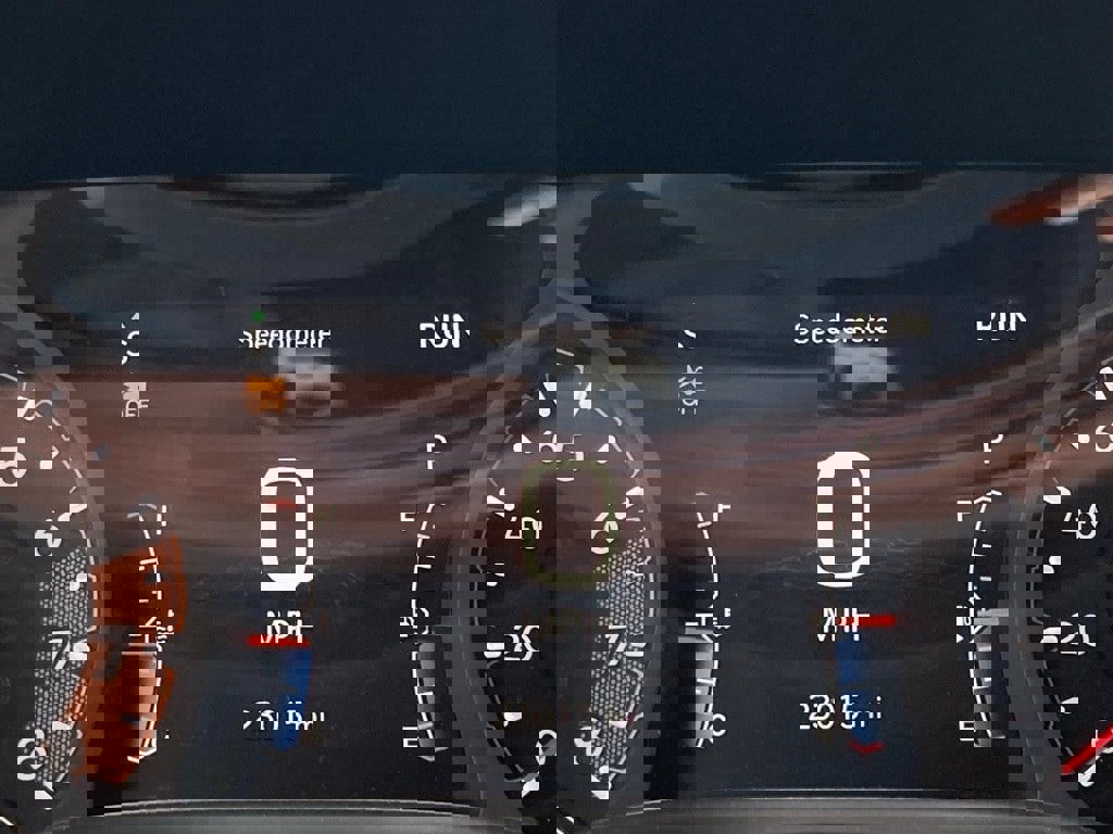 Used 2025 Jeep Compass Limited image 16