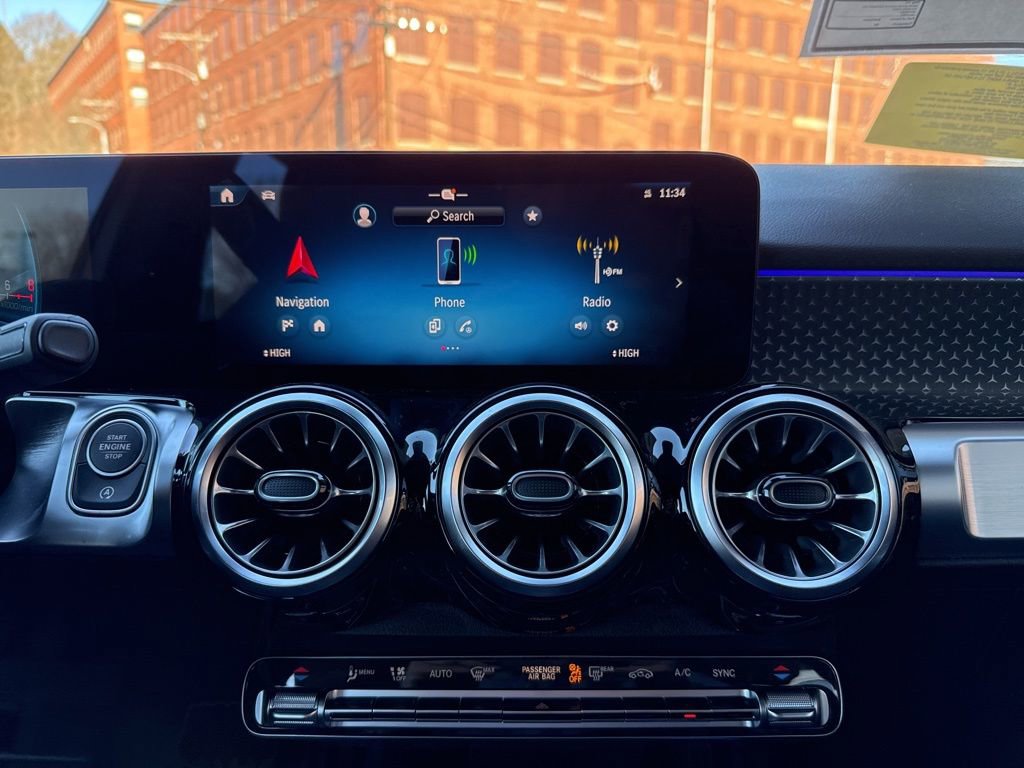 New 2026 Mercedes-Benz GLB 35 AMG 4MATIC image 24