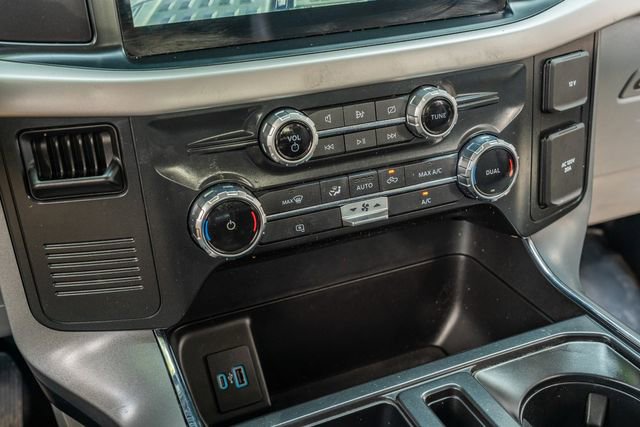 Used 2022 Ford F150 Lightning Pro image 30