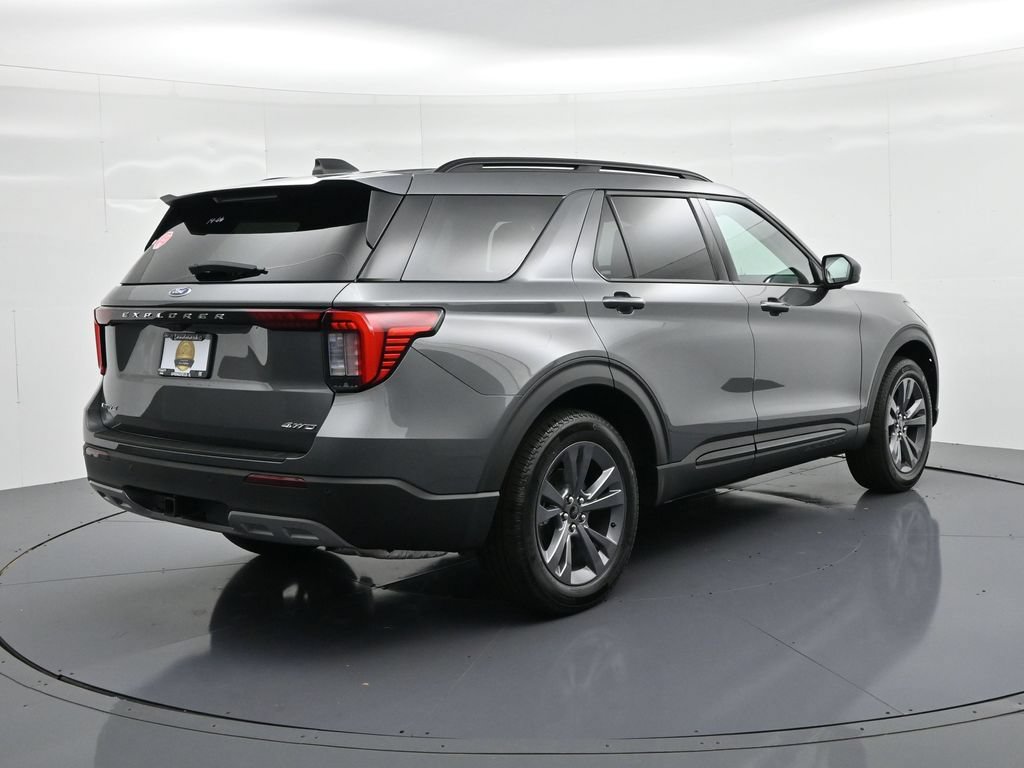 New 2026 Ford Explorer Active w/ Active Comfort Package AWD/4WD image 6