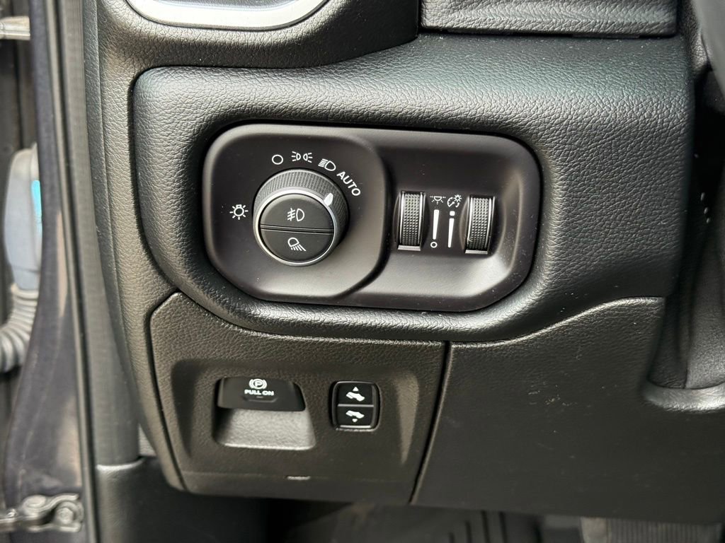 Used 2019 RAM 1500 Big Horn AWD/4WD image 20