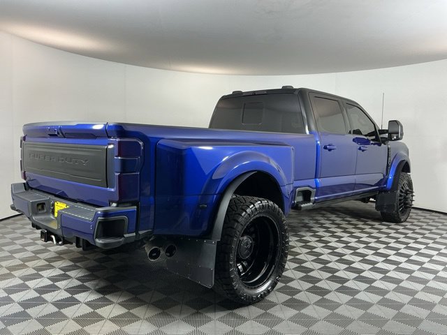 Used 2026 Ford F450 Platinum w/ FX4 Off-Road Package AWD/4WD image 4