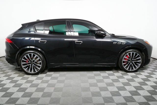 Used 2023 Maserati Grecale Modena AWD/4WD image 29