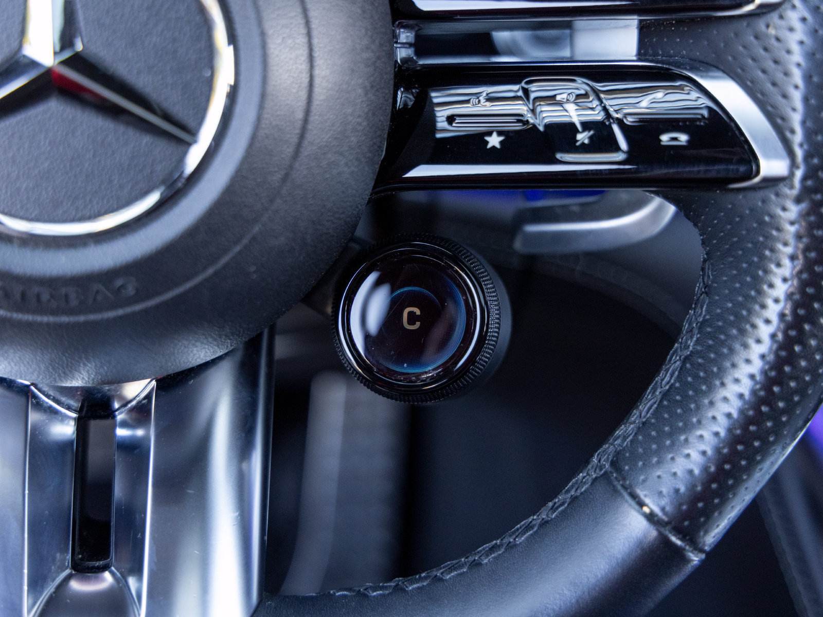 Used 2023 Mercedes-Benz AMG GT 63 w/ Driver Assistance Package image 40