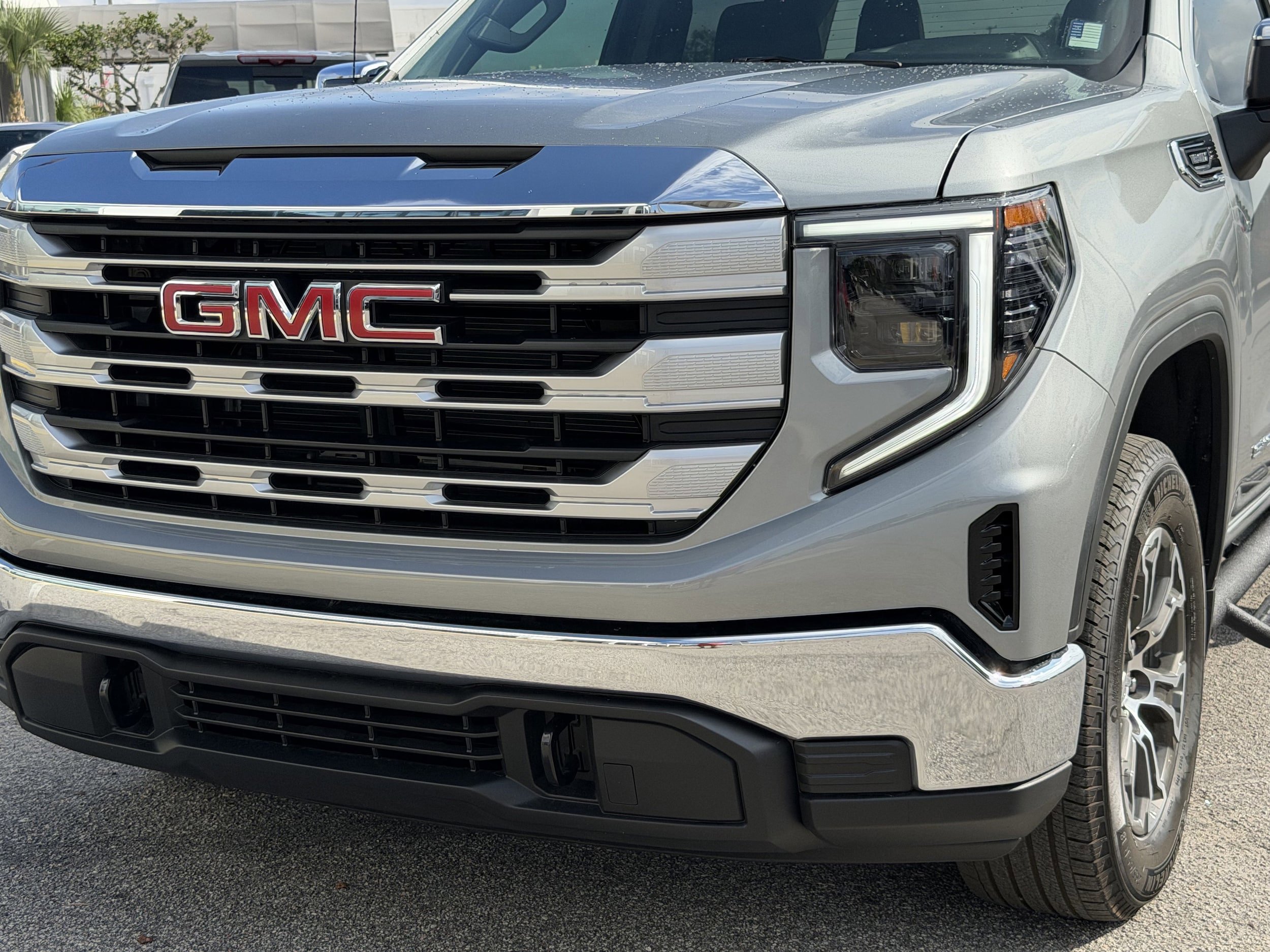 Certified 2026 GMC Sierra 1500 SLE AWD/4WD image 10