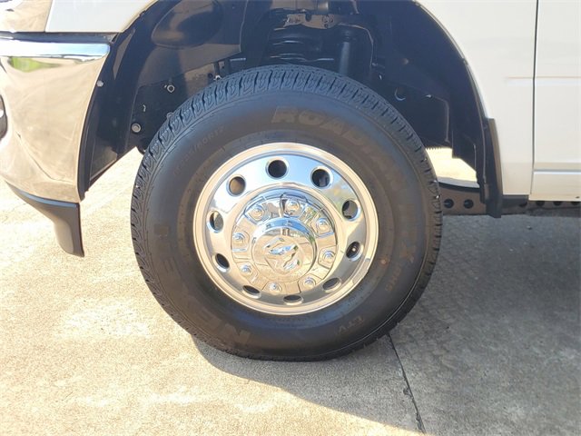 New 2026 RAM 3500 Tradesman w/ Chrome Appearance Group image 7