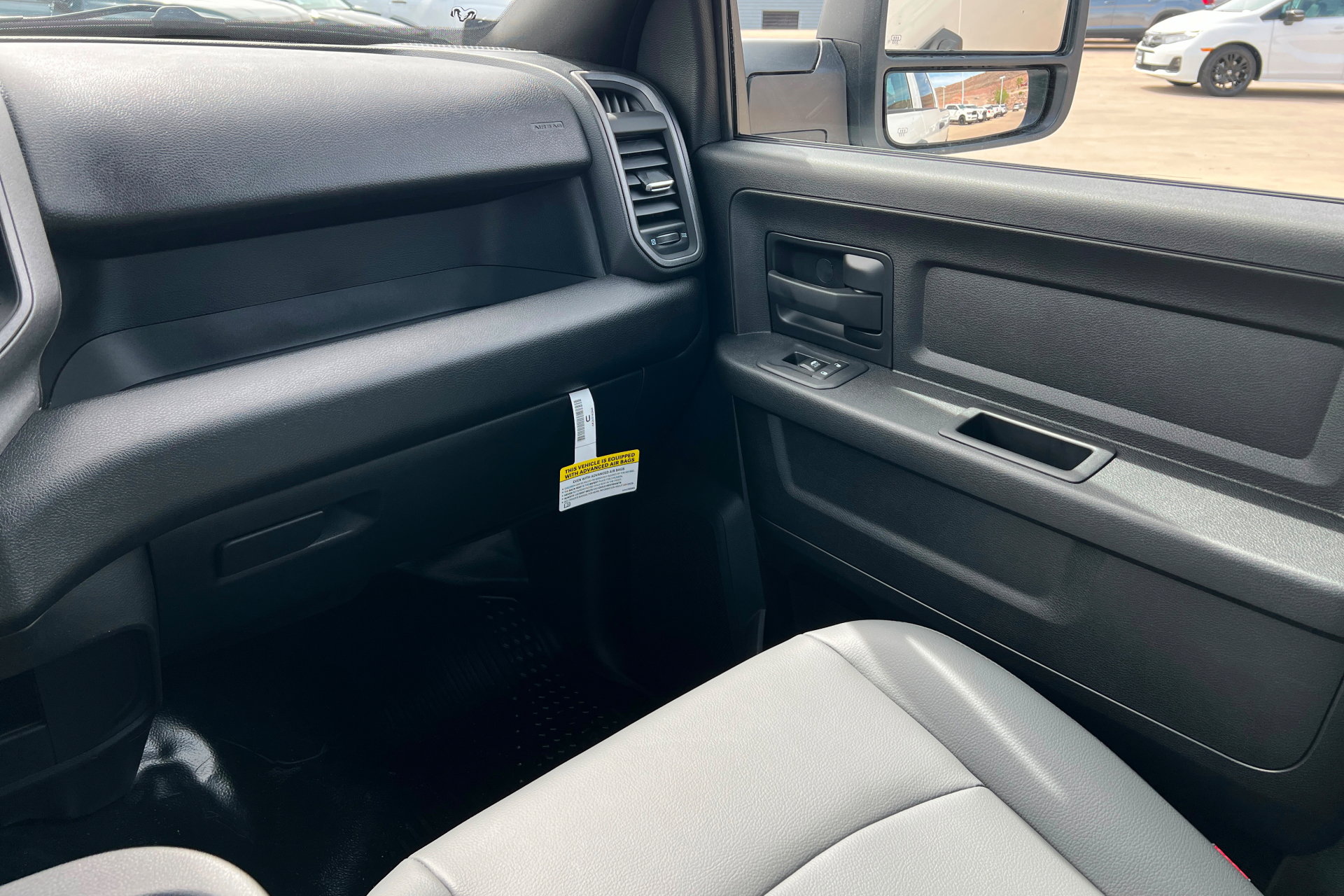 New 2026 RAM 3500 Tradesman AWD/4WD image 10