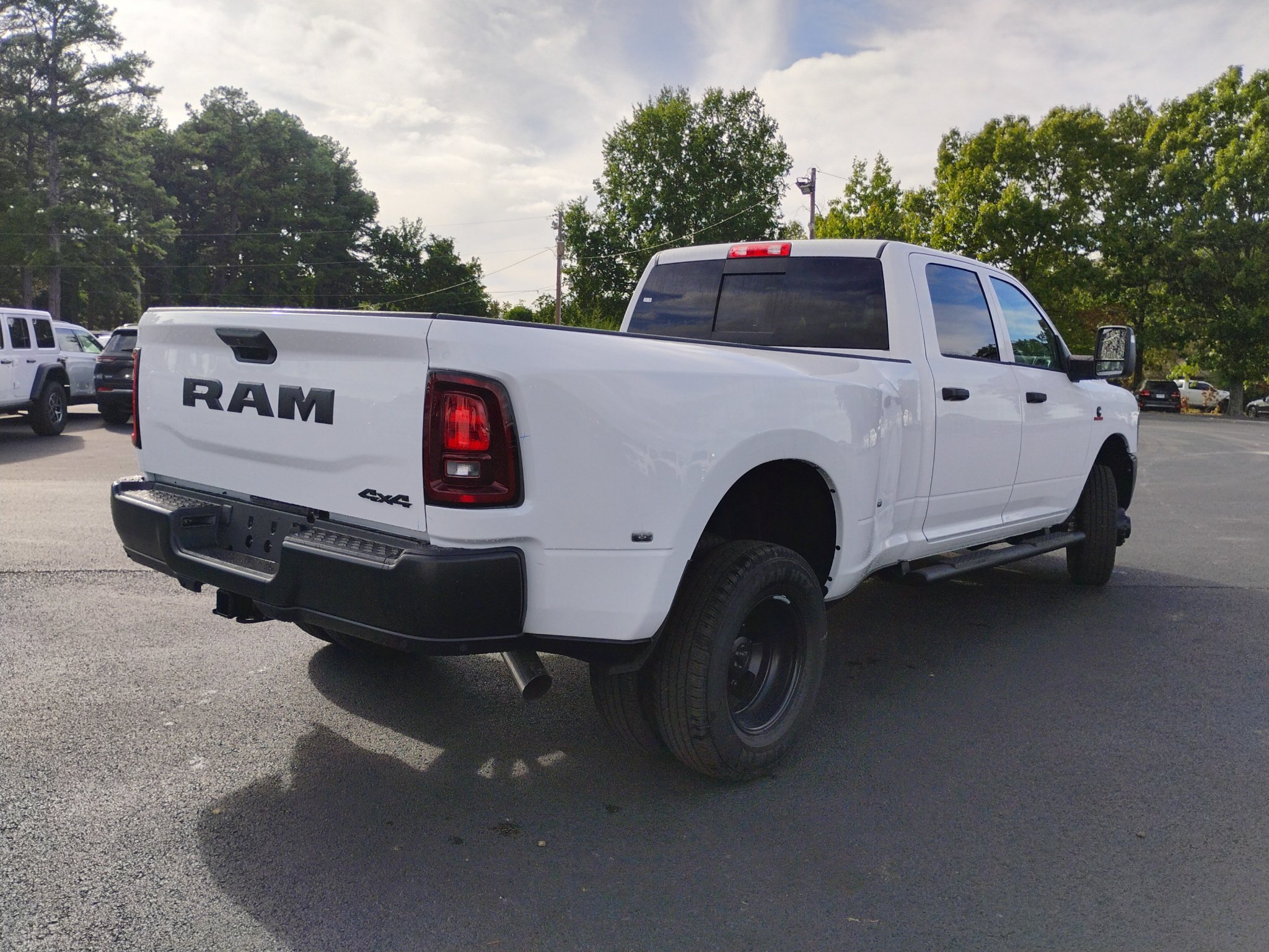 New 2027 RAM 3500 Tradesman AWD/4WD image 5