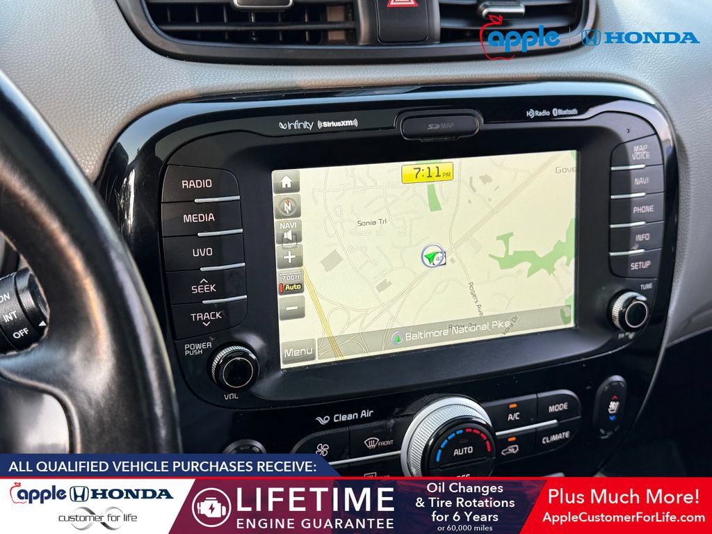 Used 2016 Kia Soul + w/ Primo Package FWD image 14