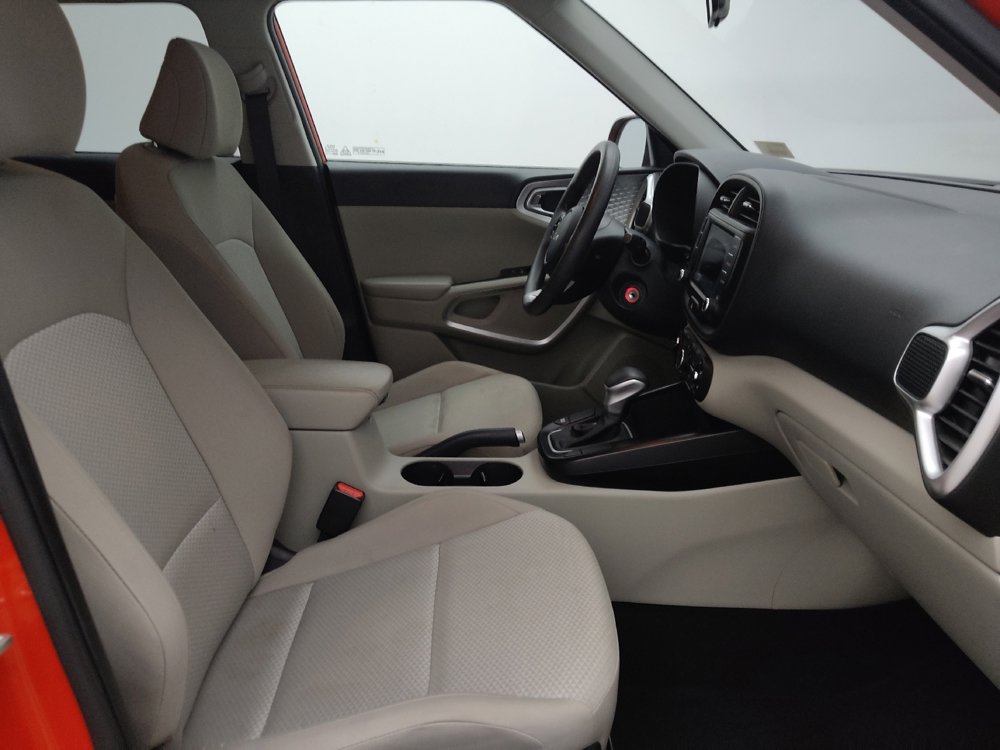 Used 2022 Kia Soul LX FWD image 21