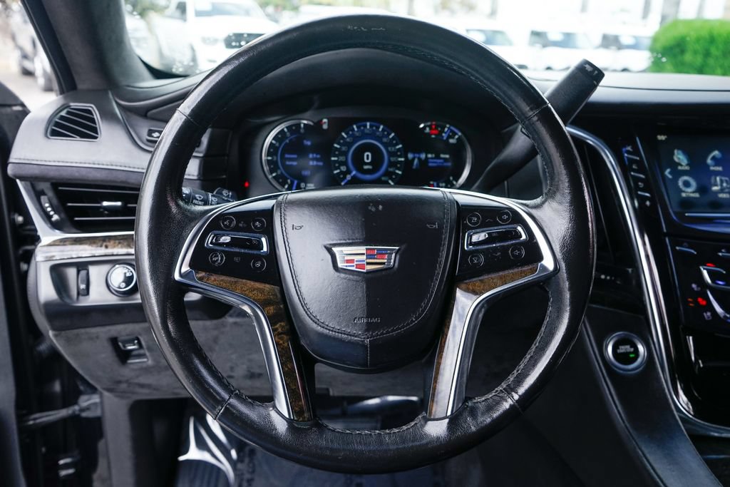 Used 2016 Cadillac Escalade ESV Platinum AWD/4WD image 26