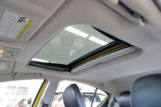 Used 2015 Toyota Prius C Four image 32