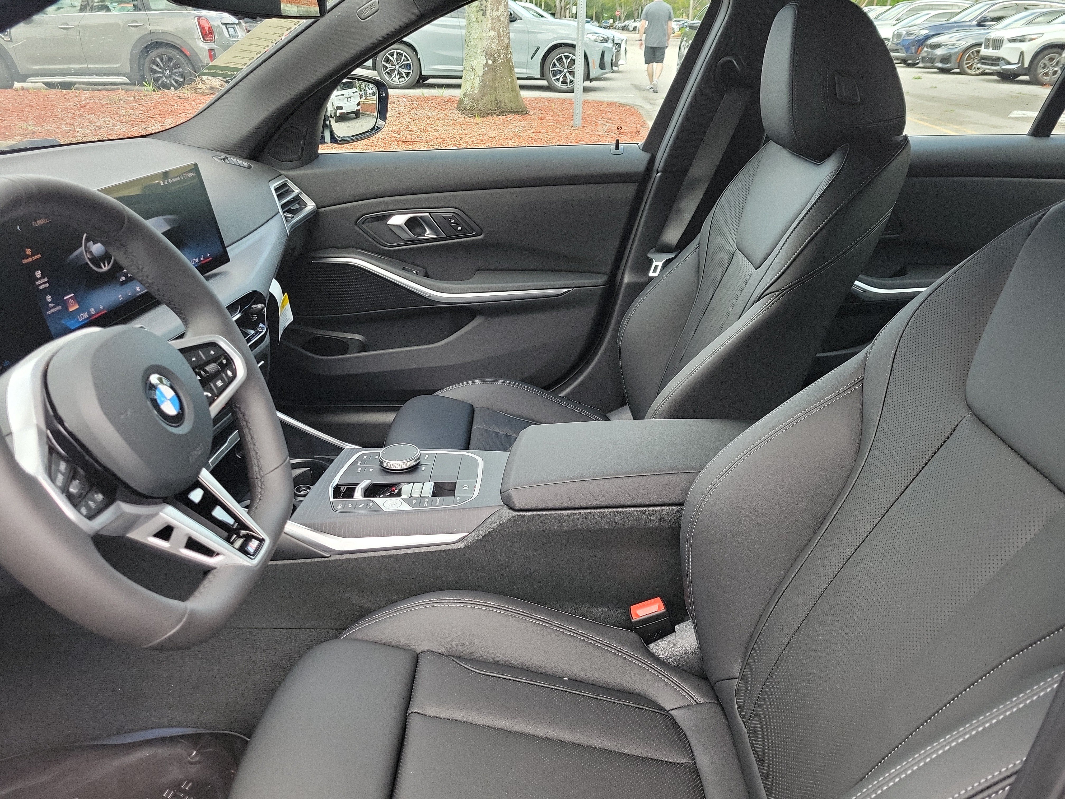 New 2026 BMW 330i Sedan w/ M Sport Package RWD image 11
