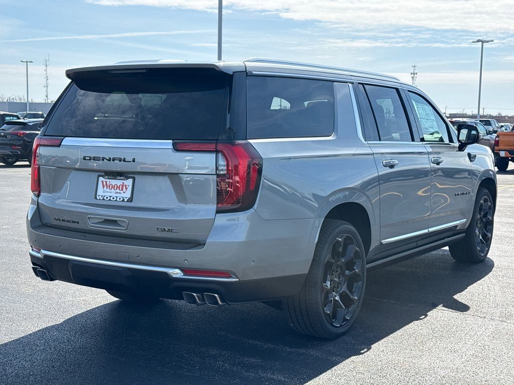 New 2026 GMC Yukon XL Denali w/ Denali Reserve Package image 9
