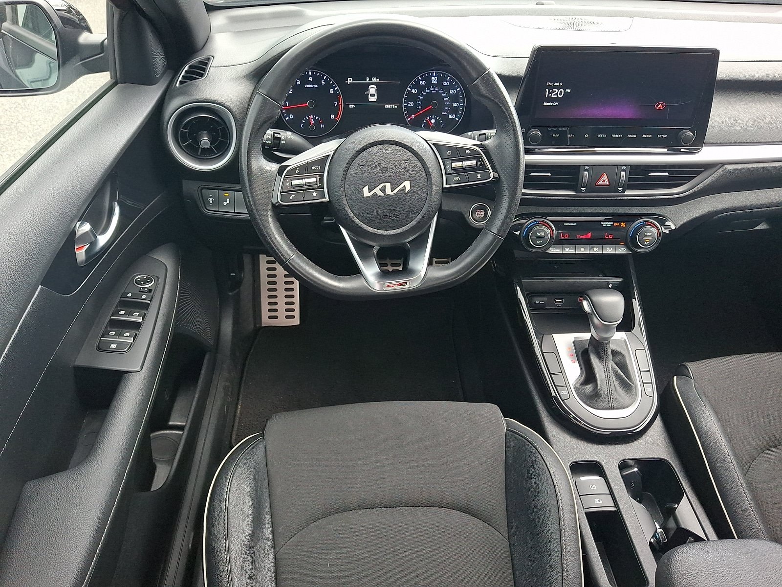 Used 2024 Kia Forte GT-Line w/ GT-Line Premium Package FWD image 11