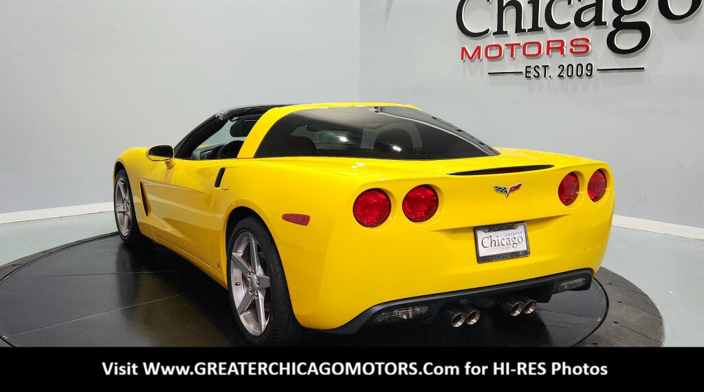 Used 2006 Chevrolet Corvette Coupe w/ Preferred Equipment Group RWD image 9