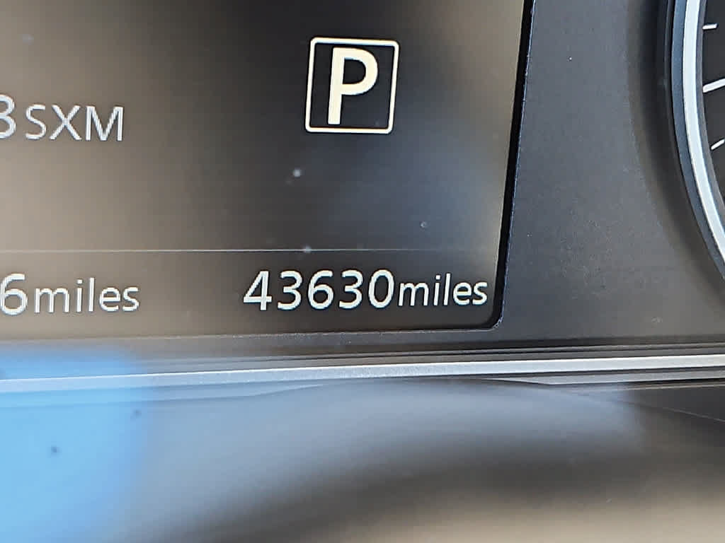 Used 2018 Nissan Kicks SV FWD image 18