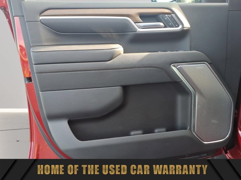 Used 2025 Chevrolet Silverado 3500 High Country w/ Technology Package AWD/4WD image 12