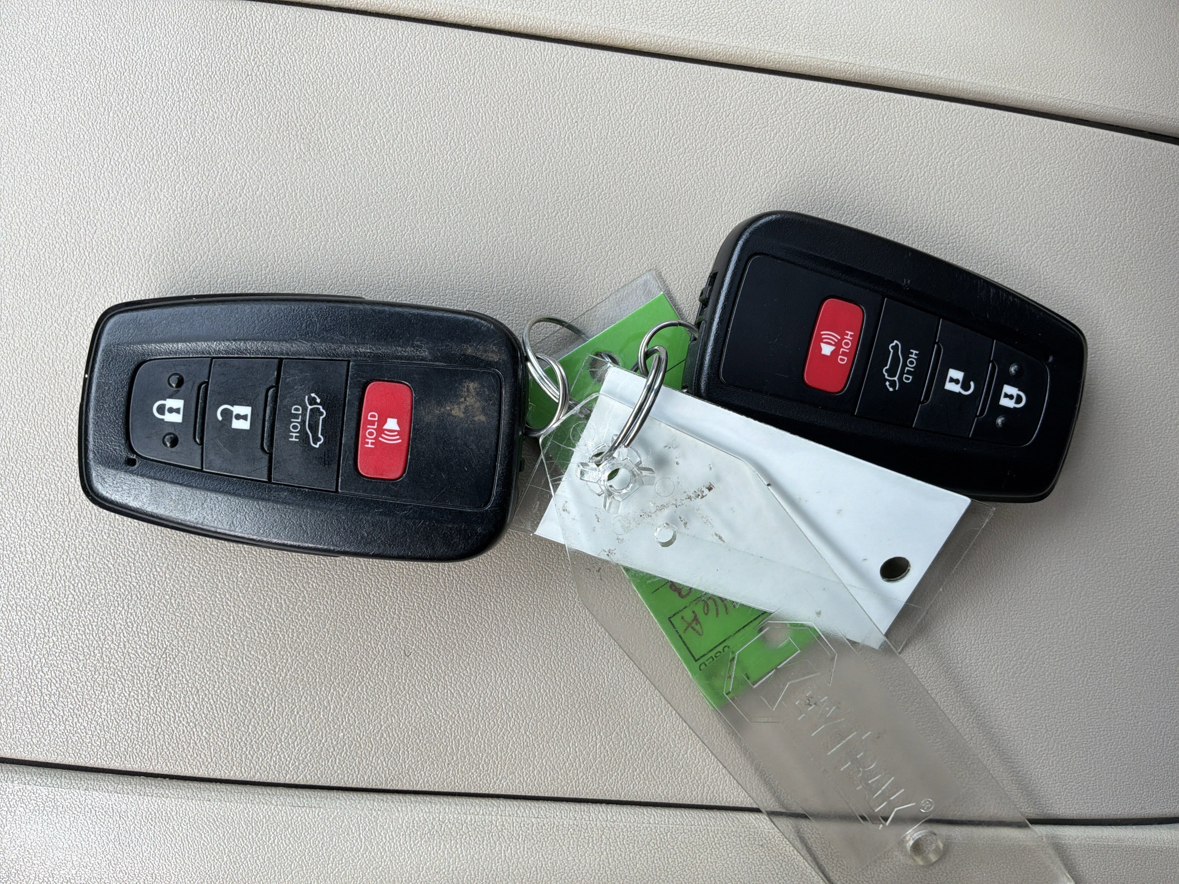 Used 2023 Toyota Highlander XLE image 38