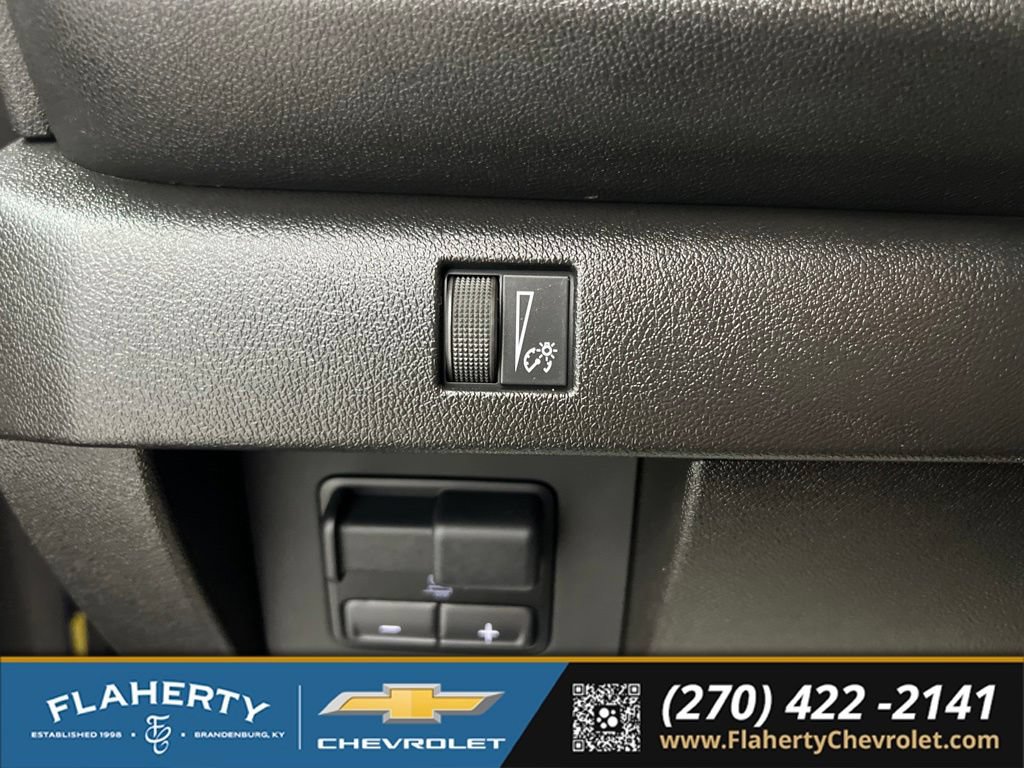 Used 2025 Chevrolet Colorado Trail Boss AWD/4WD image 20