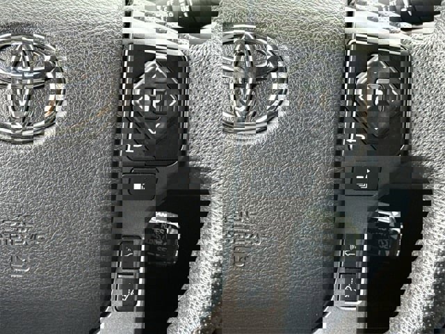 Used 2021 Toyota Tacoma TRD Off-Road image 16