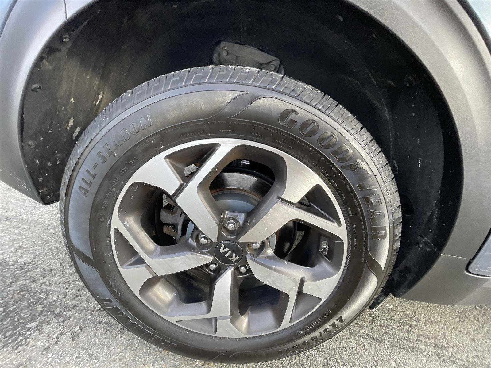 Used 2020 Kia Sportage LX image 22