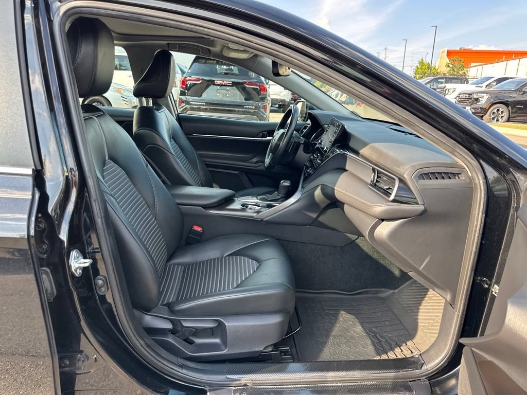 Used 2024 Toyota Camry SE w/ Convenience Package FWD image 13