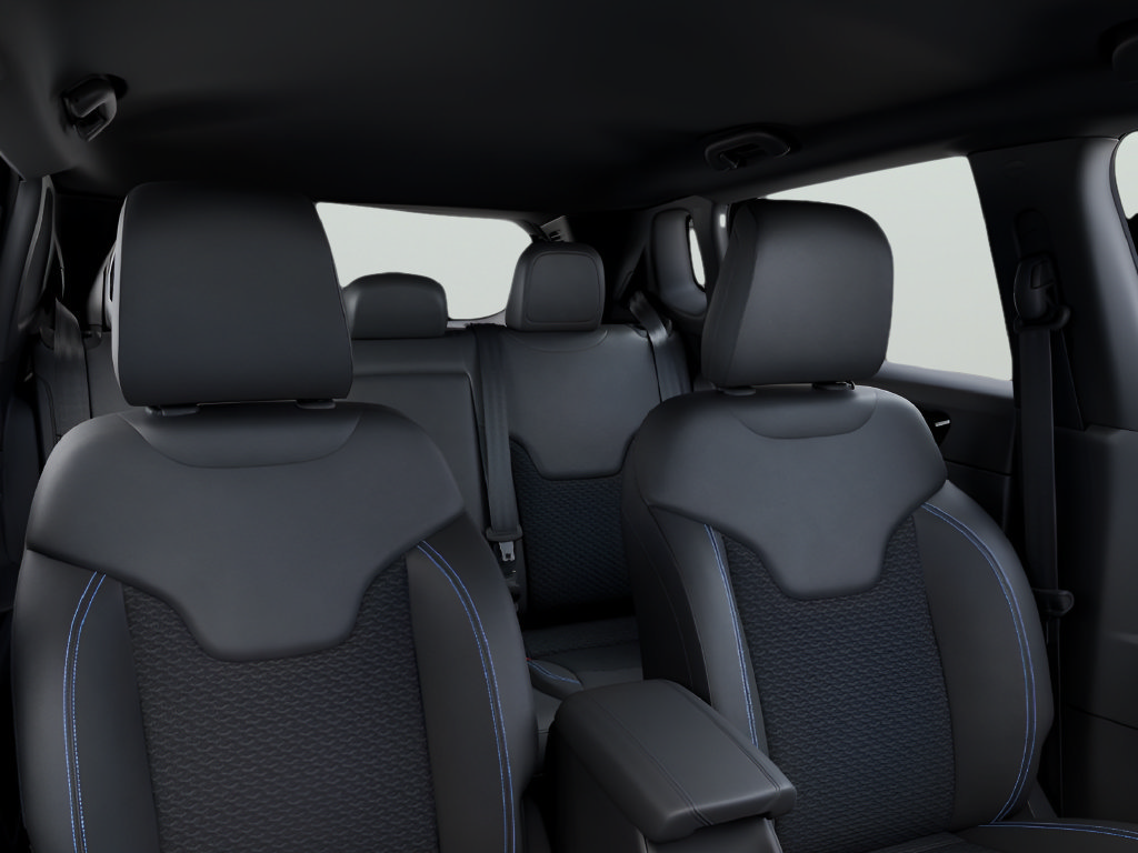 New 2026 Jeep Compass Latitude AWD/4WD image 18