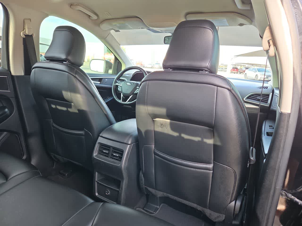 Used 2022 Ford Edge SEL image 17