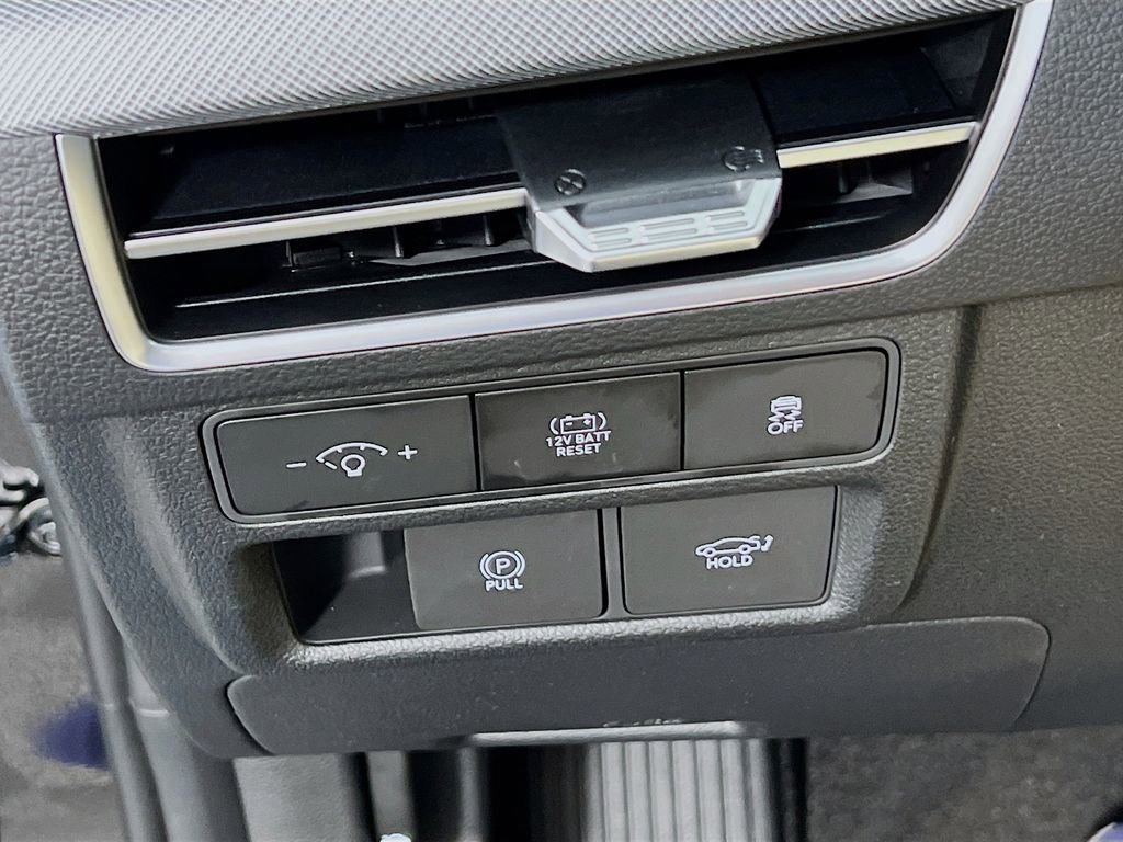 New 2026 Hyundai Sonata Limited image 9