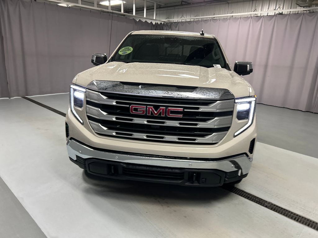 New 2026 GMC Sierra 1500 SLE AWD/4WD image 2