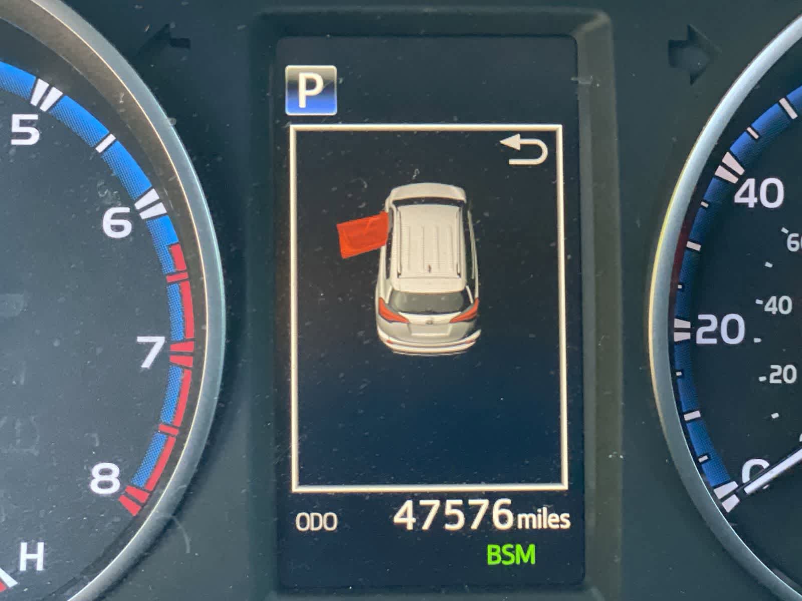 Used 2018 Toyota RAV4 XLE w/ Plus Extra Value Package AWD/4WD image 46