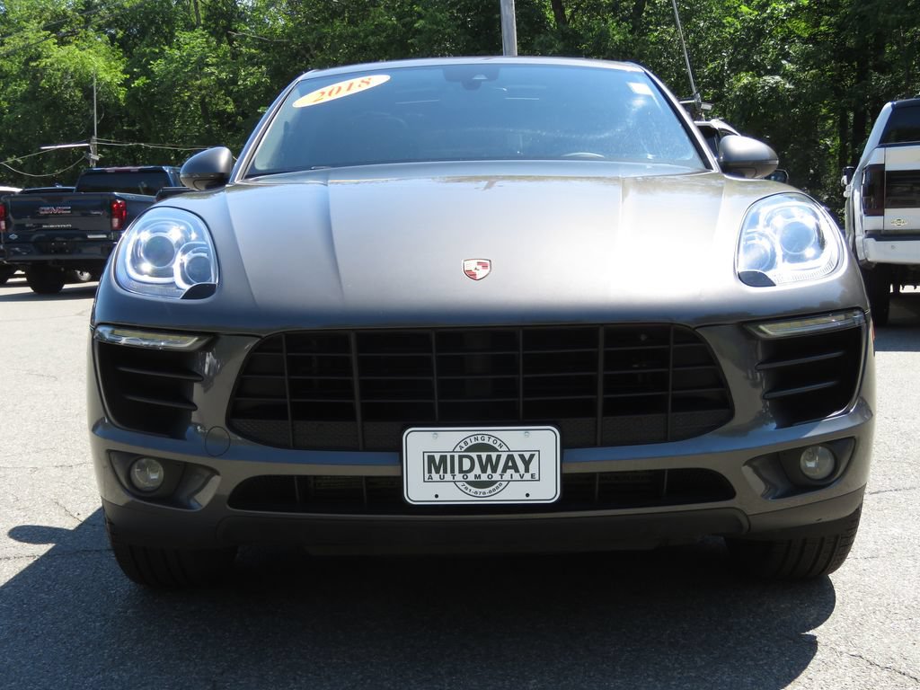 Used 2018 Porsche Macan Sport Edition AWD/4WD image 2