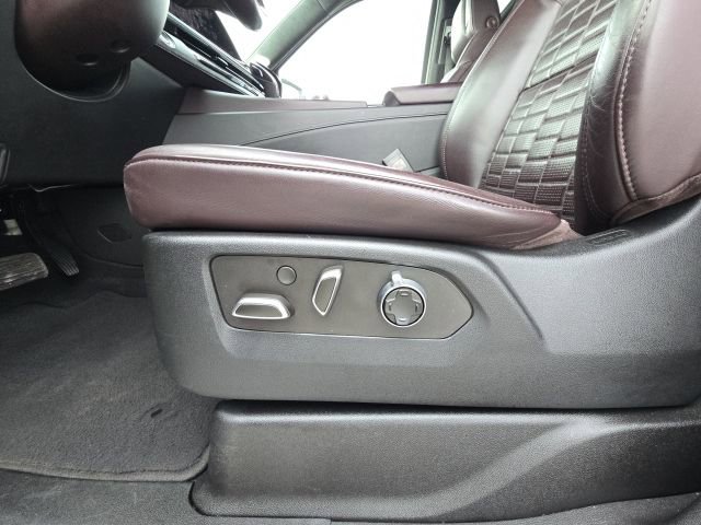 Used 2021 Cadillac Escalade Sport Platinum image 23