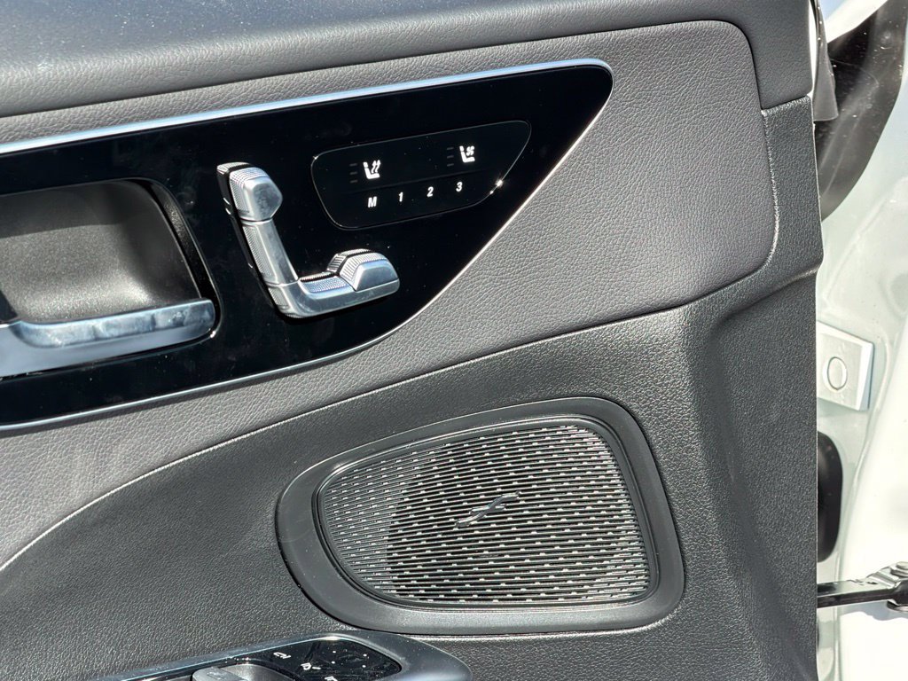 New 2026 Mercedes-Benz C 300 Sedan image 18