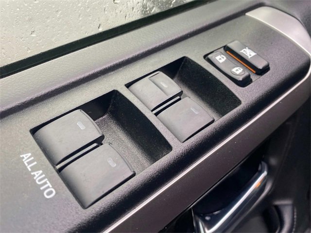 Used 2020 Toyota 4Runner SR5 Premium image 12