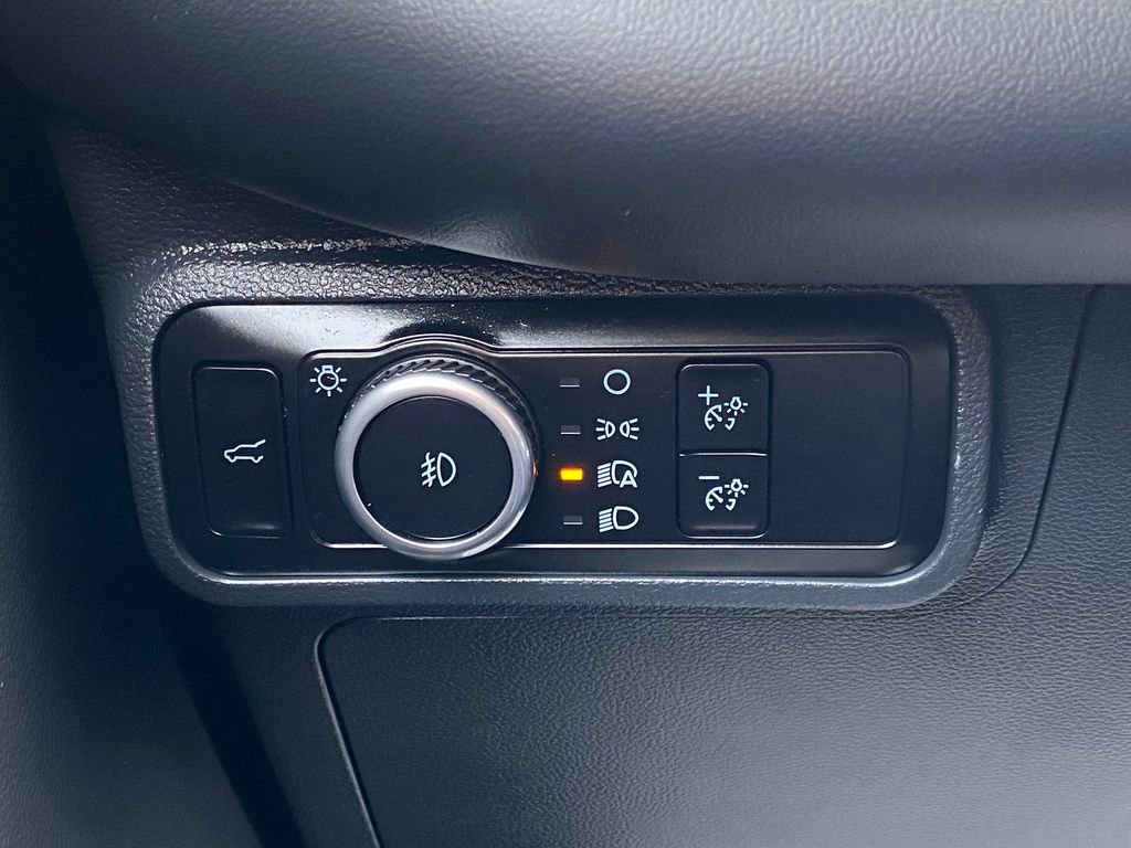 Used 2025 Ford Explorer ST-Line image 30