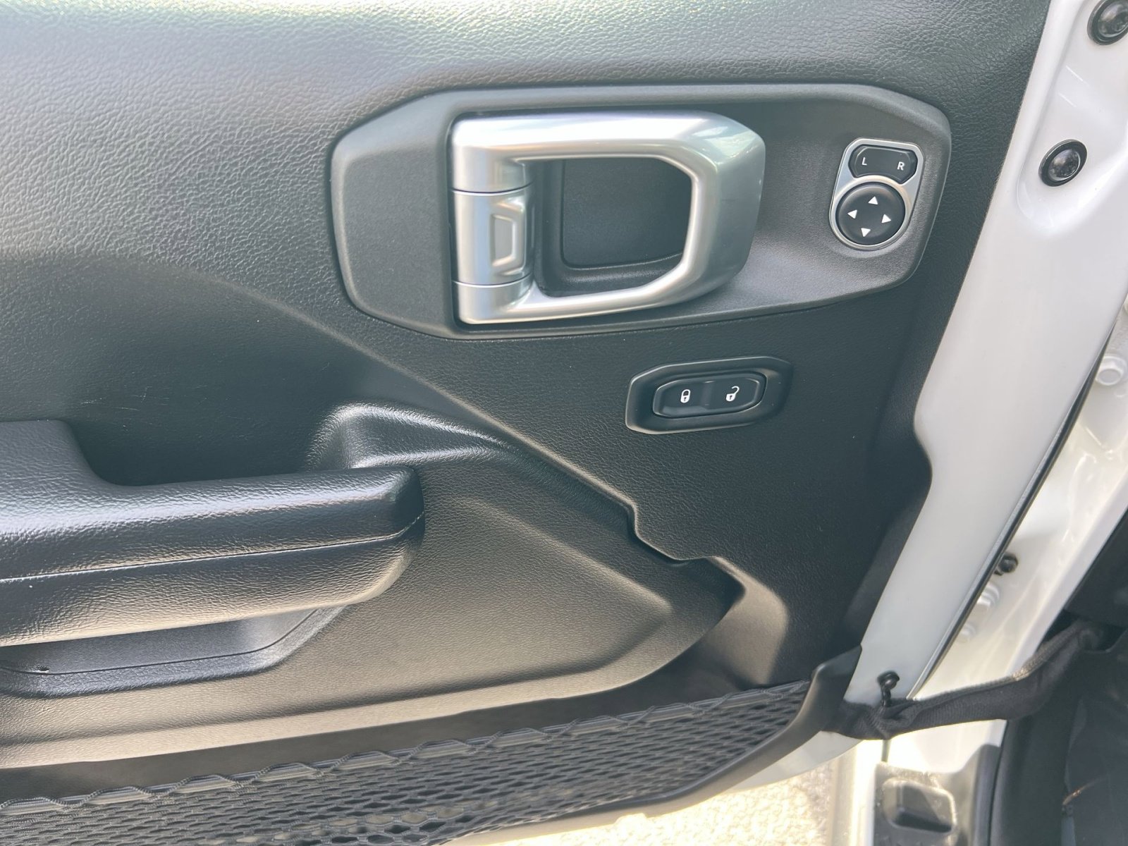 Used 2023 Jeep Gladiator Rubicon w/ Trailer Tow Package image 14