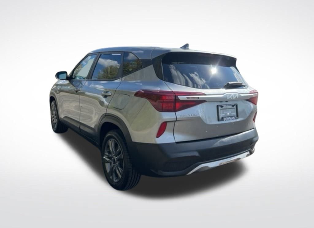 Used 2023 Kia Seltos LX image 6