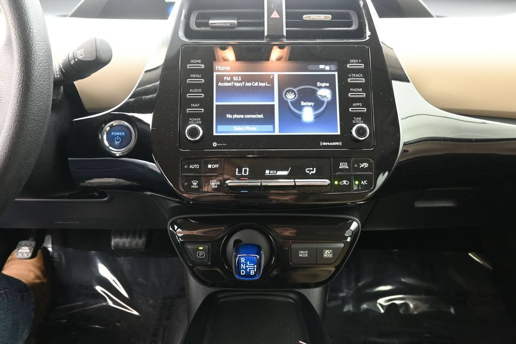 Used 2021 Toyota Prius LE FWD image 12