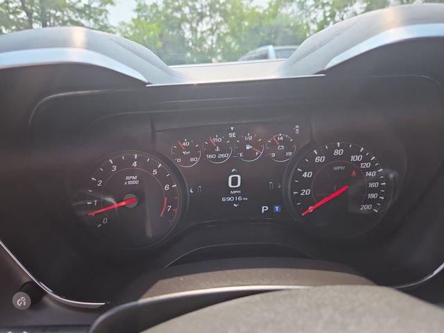 Used 2016 Chevrolet Camaro SS RWD image 14