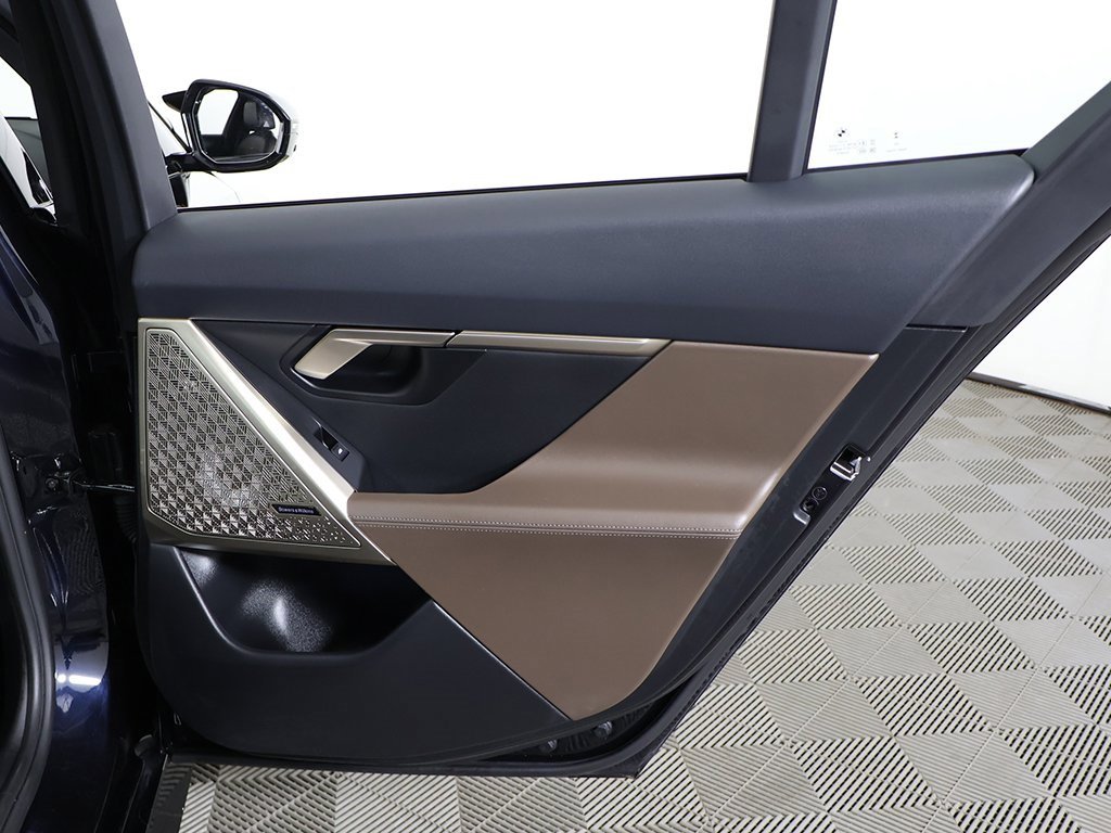 Used 2024 BMW i5 M60 w/ Premium Package image 31