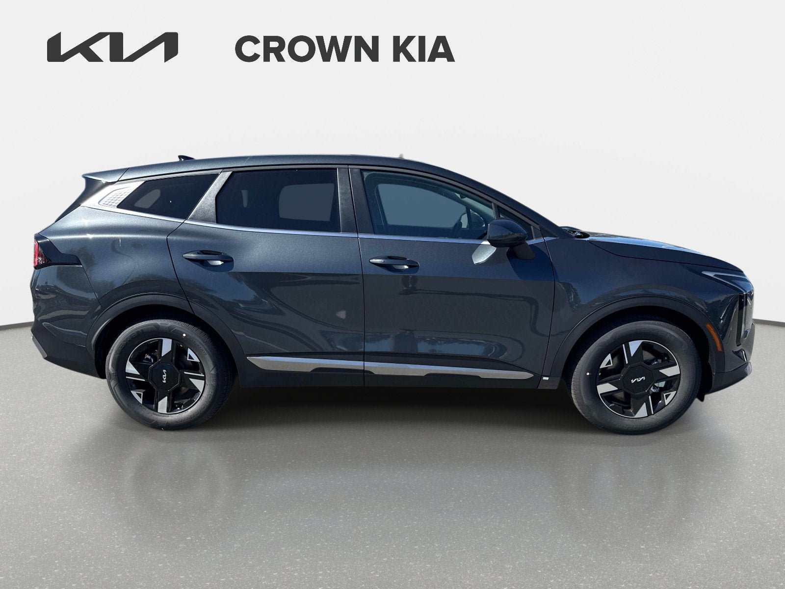 New 2027 Kia Sportage LX FWD image 4