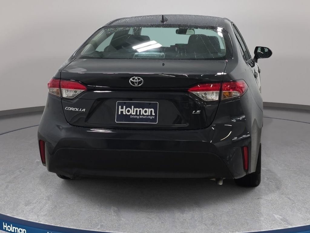 Used 2025 Toyota Corolla LE FWD image 7