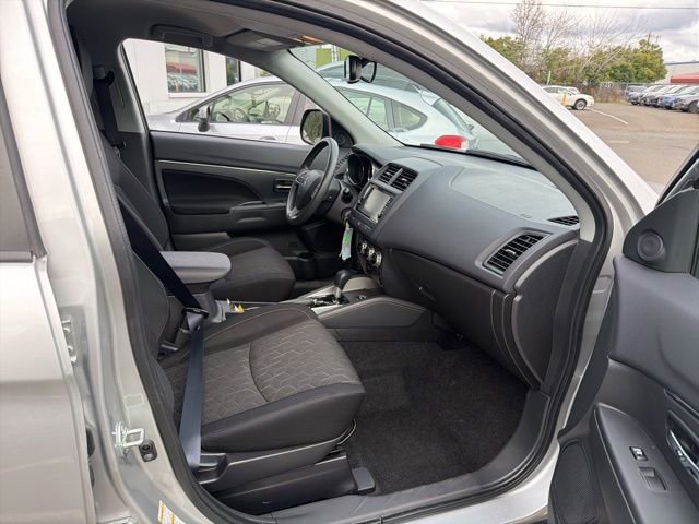 Used 2024 Mitsubishi Outlander Sport ES image 12