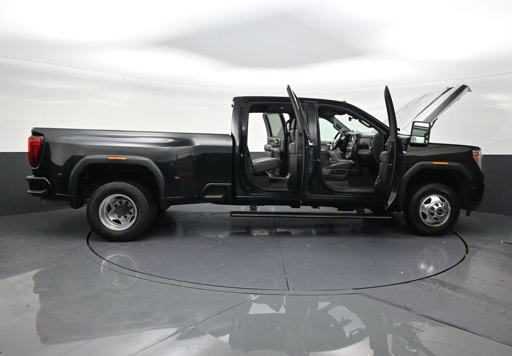Used 2021 GMC Sierra 3500 Denali w/ Denali Ultimate Package AWD/4WD image 29